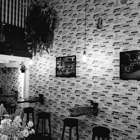 Hostel He-O Yangon Exterior foto